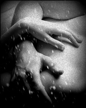 caresses2