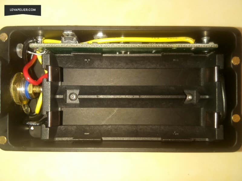 Surric x intérieur gros plan