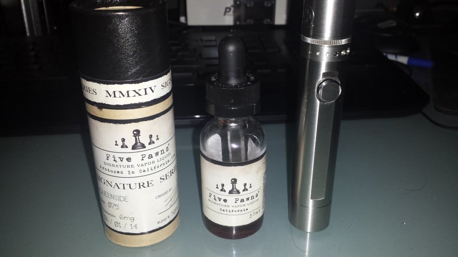 Queenside par Five Pawns