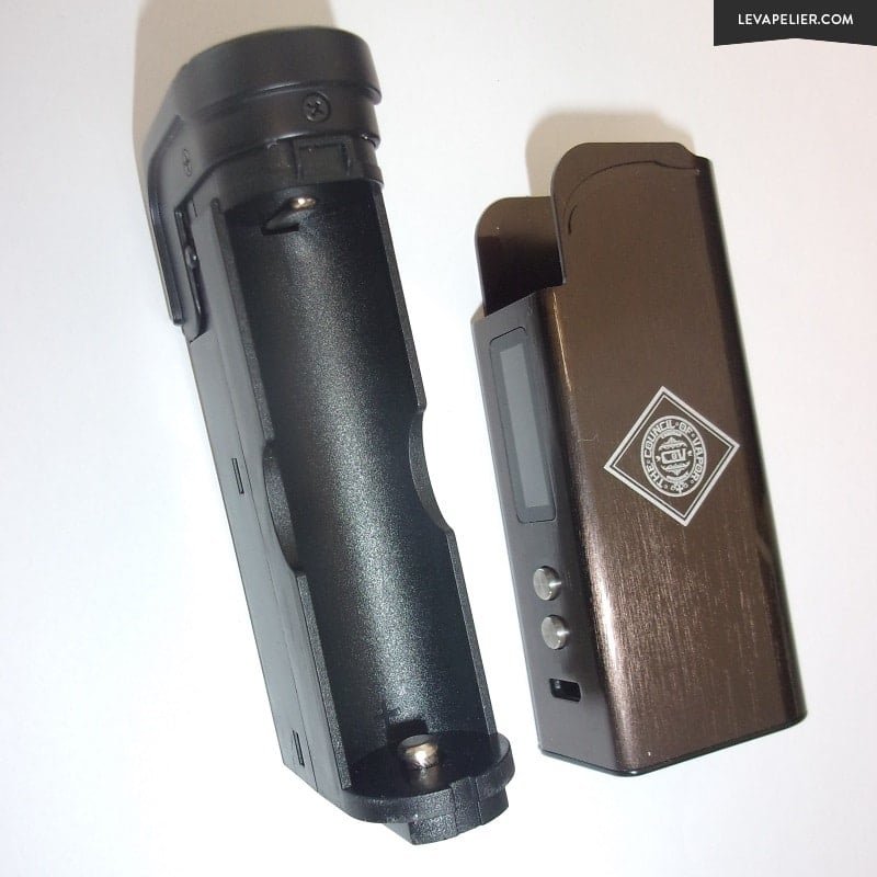 Trident Box Mod par Council of Vapor - 11