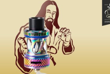 Nunchaku Tank par Uwell