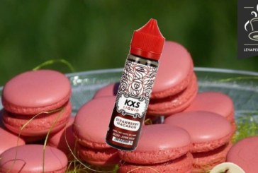 Strawberry Macaron par KXS