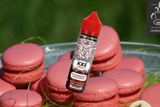 Strawberry Macaron par KXS